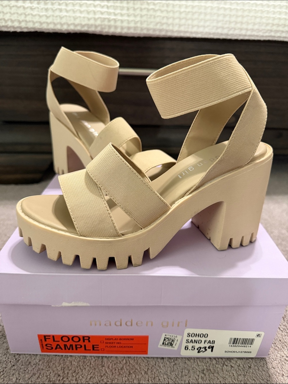 Madden Girl Sand Fab Sand Ankle-Strap Platform Sandal sz 6.5